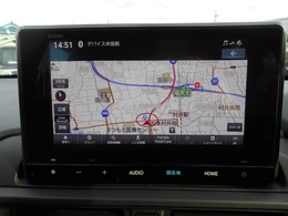 ホンダ純正ナビ　インターナビが　快適ドライブのお手伝いをいたします。