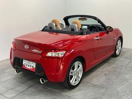 お客様にぴったりなおクルマをお選びいただけますように様々な展示車をご用意致しております！ダイハツの軽自動車だけではなく、他メーカー車やコンパクトカー・ミニバンなども数多く取り揃えております！