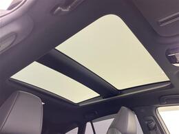 【天井】『天井』の画像になります。写真の内容に関してご不明点、ご質問等がございましたらお気軽にガリバー店舗までお問い合わせください。