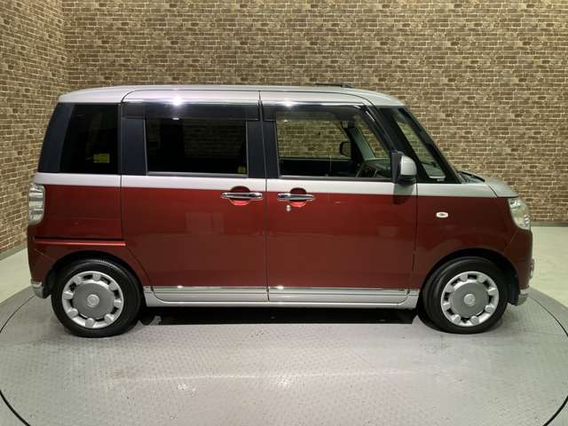 ■親切・丁寧な接客をお約束■　初めてお車のご購入を検討されている方や、お車についてあまり詳しくない方にも分かりやすい接客を心掛けております。女性営業スタッフも在籍！購入に不安がある女性の方もぜひ♪