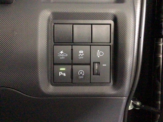 【トヨタセーフティセンス】走行中に前方の車両などを認識し、衝突しそうな時は警報とブレーキで衝突回避と被害軽減をアシストしてくれます♪