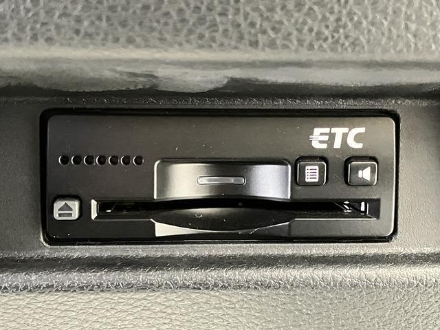 高速道路を利用した遠出もお任せ！ETC車載器が装着されています！ETCカードをお持ちでない方は当店でもお作りすることができます。