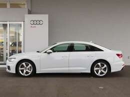 厳選仕入れで自信を持ってお勧めできる中古車だからこそ、ご契約前には必ず、お客様ご自身の目での現車確認をお願いしております。