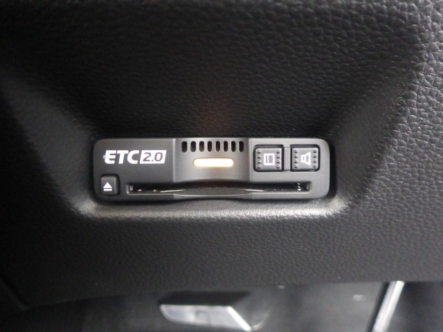 【ETC2.0】便利なETC車載器も装備！高速道路の料金所もスムーズに通過できます。今や必須の装備ですね！お客様用にセットアップをしてのお渡しとなります！