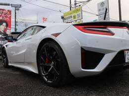 禁煙車/LEDヘッドランプ/シートヒーター/フルセグTV/ハーフレザーシート/メモリーシート/ランバーシート/オートシート/バックカメラ/ドラレコ