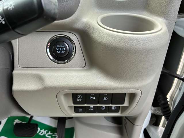 ☆自動車保険☆　保険も取り扱っておりますので、当社にて一括でお車の手続きができます！是非お任せ下さい！ 社員の9割が保険販売の資格取得者なので来店いただけた際はお気軽にお声がけくださいませ！