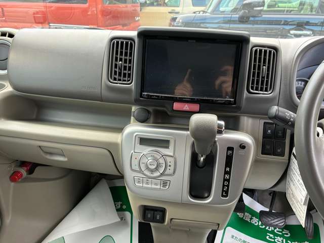 ☆メンテナンスパック☆　オイル交換が14回分・車検基本料金2回分・鈑金チケット2万円分・1.6ヶ月点検・パッカーズ補償がついています！メンテナンスも全てお任せ下さい！