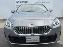 弊社試乗車としてのみ使用しておりましたので喫煙歴も無く保守管理が行き届いております。