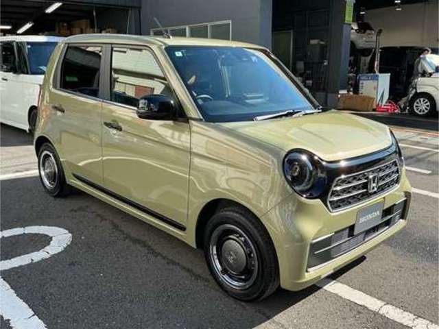 ホンダセンシング標準装備車両です！衝突軽減ブレーキ、踏み間違い防止機能など充実の装備です。