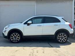 ディーラーにて（タイミングベルト　オートテンショナー　ウォーターポンプ　ドライブベルト　ドライブテンショナー　プラグ　エンジンマウント　トルクロッ）ド交換　ECM　ソフトウェアアップデートおこないます