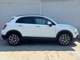 ディーラーにて（タイミングベルト　オートテンショナー　ウォーターポンプ　ドライブベルト　ドライブテンショナー　プラグ　エンジンマウント　トルクロッ）ド交換　ECM　ソフトウェアアップデートおこないます