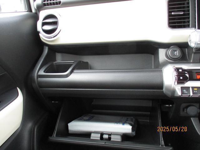 スズキ車は障害物センサーや衝突軽減ブレーキなどの安全装備も充実！運転が苦手な方でも安心して楽しくドライブができます。※車両によって装備内容が異なります。
