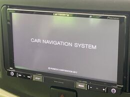 【ナビゲーション】使いやすいナビで目的地までしっかり案内してくれます。各種オーディオ再生機能も充実しており、お車の運転がさらに楽しくなります！！