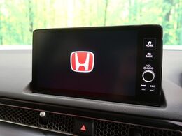 【9インチ　ホンダコネクトディスプレイ】視認性の高い大画面ディスプレイでナビの使用や、お持ちのスマートフォンと連携したbluetoothでの音楽再生が可能です♪