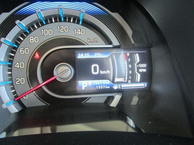 走行1，557kmです。走行は少なめです。