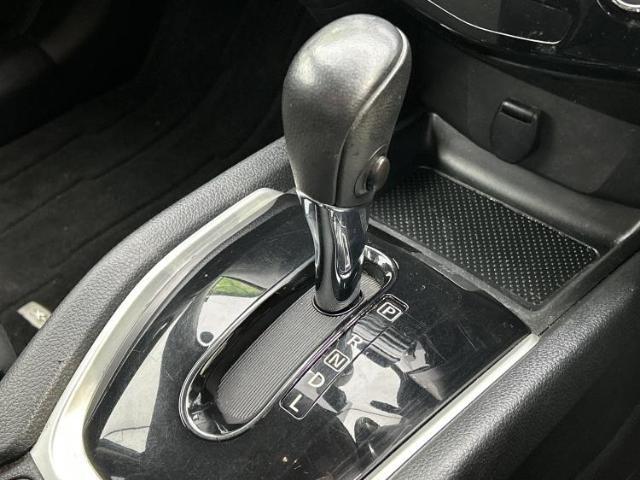 お車に合わせて無料保証以外にも、保証範囲、期間、距離を拡充させた有料保証もご用意しております！中古車の購入が初めてで不安・・・というお客様もご安心ください！