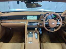 YouTubeにお車の紹介動画を掲載しております。画像ではわかりにくい細かなところまでご紹介♪ご視聴用URLはお問い合わせください。