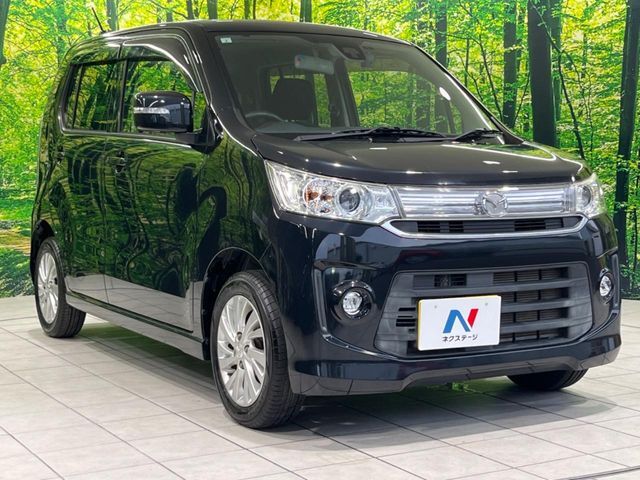 大好評のボディコーティング「弾スプラッシュコート」もご納車までに施工可能。通常のガラスコートと異なる、耐久年数6年の無機質ガラスコーティングが、ボディをキレイな状態に保ってくれます。