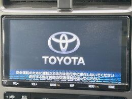 【純正9型ナビ】人気の純正ナビを装備しております。ナビの使いやすさはもちろん、オーディオ機能も充実！キャンプや旅行はもちろん、通勤や買い物など普段のドライブも楽しくなるはず♪