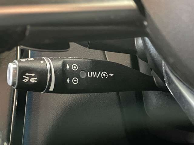 運転席周りに大きな傷、汚れ、へたりなどなく良質な状態です！