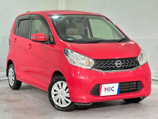 車検整備付でお出しいたします。当社の総額表示は車検代や自動車税等の諸費用も含まれている乗り出し料金です。（任意保険や追加品は別途）