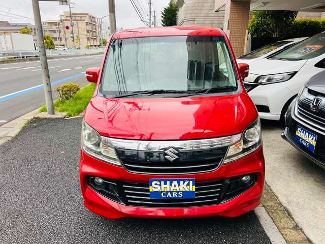 中古車に付き、外装傷が多少ございますが、ご了承下さい。