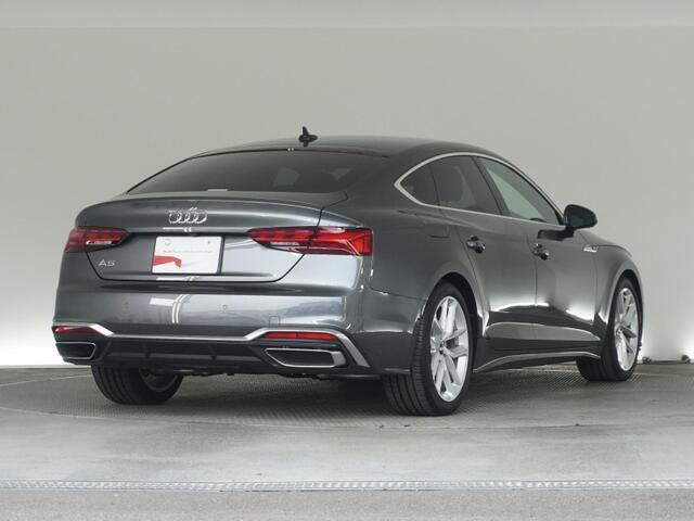 弊社アウディジャパン販売のグループ店舗（Audi Approved Automobile有明・世田谷・調布・江戸川・箕面・大阪南・堺）の車両は当店でご購入可能です。店舗間の輸送費用サービス。