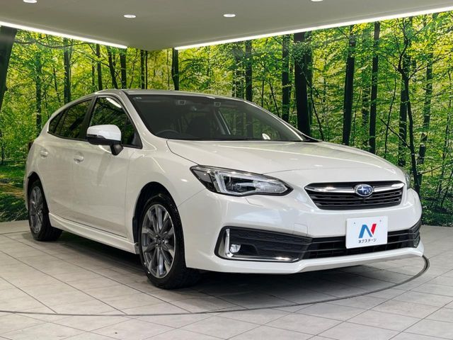 大好評のボディコーティング「弾スプラッシュコート」もご納車までに施工可能。通常のガラスコートと異なる、耐久年数6年の無機質ガラスコーティングが、ボディをキレイな状態に保ってくれます。