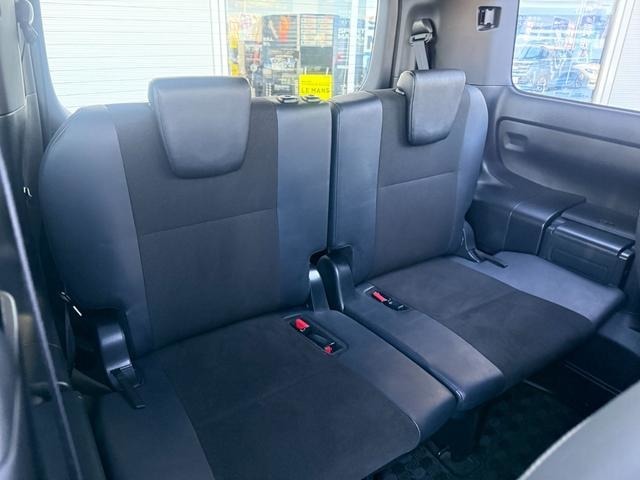 【バックカメラ】付で方向確認も安心です。狭い駐車場や後方確認しにくい場所で活躍します♪駐車が苦手な方にもオススメな便利機能です！