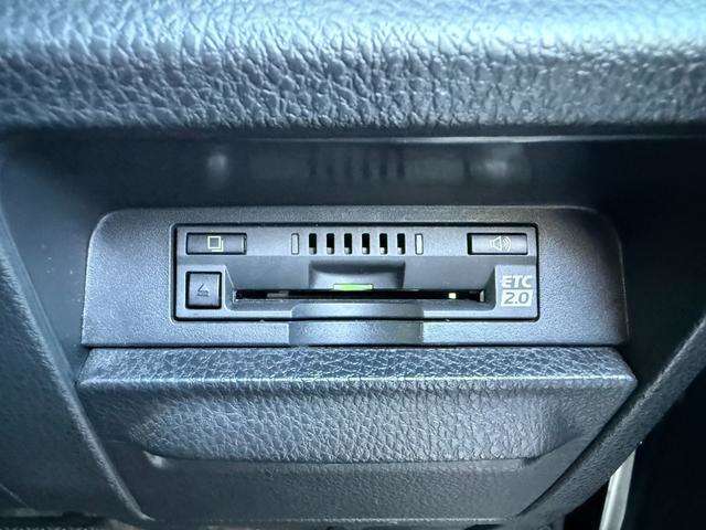 ケーユーは下取りや買取したクルマを直接販売できるので、中間マージンを省くことができます。お客様の愛車を満足できる査定をいたします。