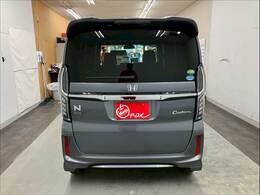 スタッフ数名がキーパーコーテイングの資格を持ってます♪お車をピカピカにしたい方はぜひ♪