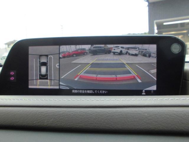 360°ビューモニターを搭載しています。前後コーナーセンサーも装備となっております。安全、安心にお車の取り回しを行っていただけます。