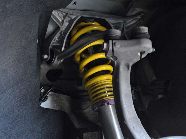 KW V3車高調は伸16縮12段の減衰力調整可能！！￥426,800-　https://www.kwsuspensions.jp/pricelist/kw/coilovers/audi.php