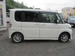 軽自動車はとっても経済的です！価格よし、燃費よし、維持費よし！高速道路の料金だって安い！さらにJOYでは地域一番価格を目指し、「このクルマがこのお値段！？」という感動の声頂けるよう努力いたします。