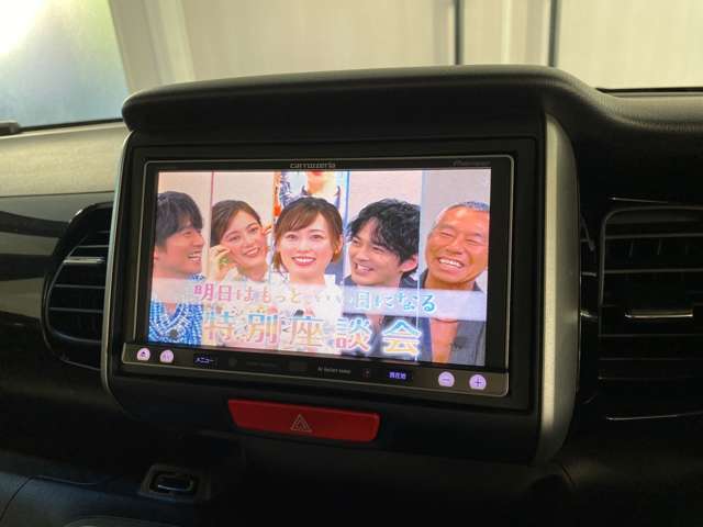 テレビも視聴できますので快適なドライブをお楽しみください♪一緒に乗っている方も退屈しません♪その他、機能も充実です♪