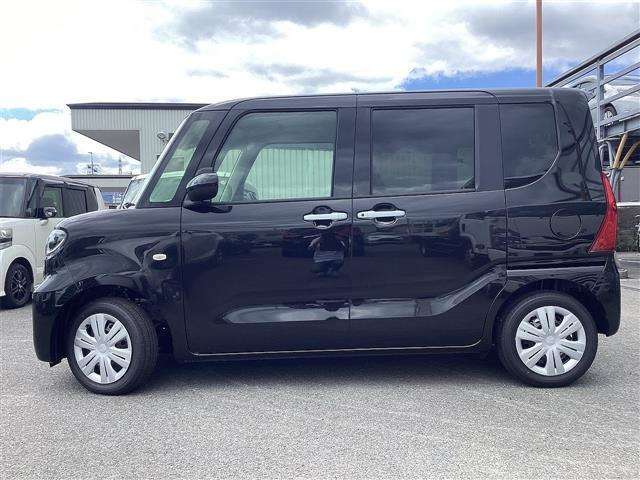 ■□■□■ 登録（届出）済未使用車はノルマ達成のために作られた走行100km未満、かつ初度登録または初度届出された車両でいわゆるアウトレット車です■□■□■