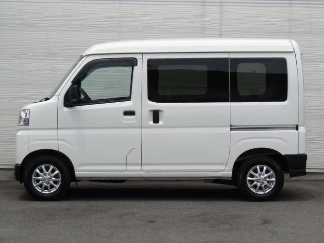 【初めてご購入の方】当社ホームページ「クローバーランドカーズ」で検索！☆簡単審査！全車両ローン仮審査機能付き　☆ご来店予約　☆新着車両　☆ご購入の流れ　など情報満載です。LINEでのお問合せもOK