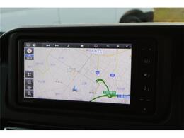 今や必需品のナビ付いています！安心してドライブ出来ますね！