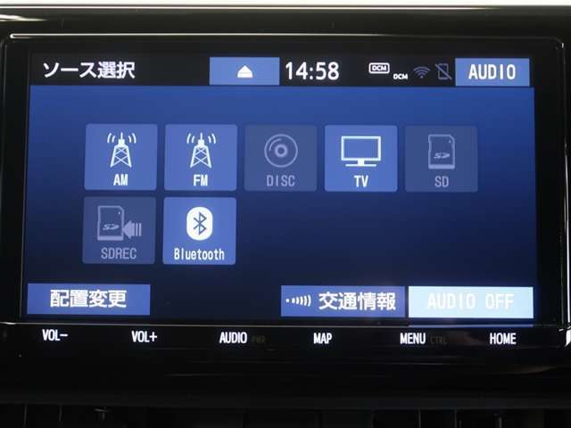 車内でCD DVD等、様々なメディアが楽しめます。