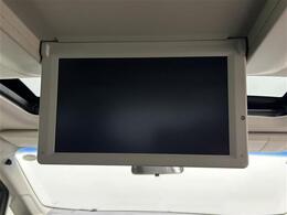 【フリップダウンモニター】後席でも大画面かつ高画質で映像をお楽しみください