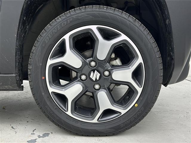 【純正15インチアルミホイール】専用のアルミなので、お車のイメージにぴったり！！社外のアルミやスタッドレスタイヤも取り扱いございます！！ドレスアップもカスタマイズもお任せください！！