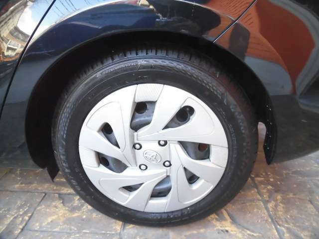 タイヤの溝もあります。