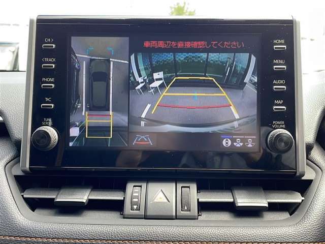 納車前に内外装のクリーニングをいたします。各種コーティング（別途有料）もご用意しておりますので、是非ご相談ください。