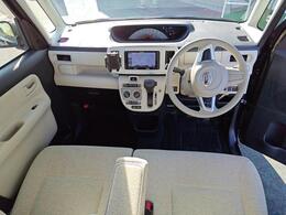 天井が高く乗り降りが楽々