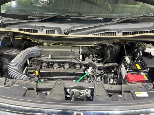 親切・丁寧な専門メカニックスタッフが応対！・車検・点検整備・事故等の修理などアフターサービスも安心。お車のカスタマイズもネクステージのサービススタッフまでご相談ください！