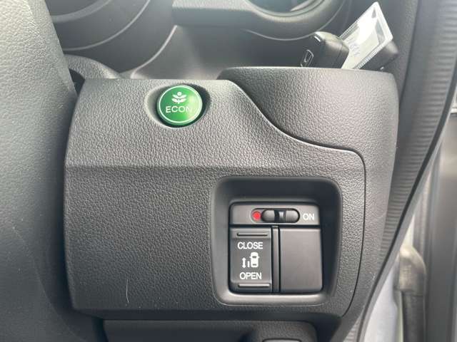 お車の詳細やご不明点も、無料電話0078-6002-633870をご利用してお気軽にお問合せください。
