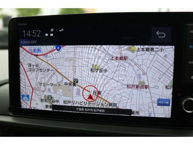 知らない所でもナビが付いていると安心ですよね♪画面と音声で道案内してくれて運転が快適になります☆