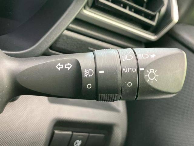 国産車から輸入車まで多様なお客様のニーズのお応えできるように、全国規模で豊富な在庫展開！車のことならWECARSへ！