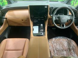 グループ総在庫数約30，000台！！全国の系列店からメーカー・車種問わずご紹介出来るので、あなたにピッタリのお車が見つかるはずです♪まずはお問い合わせ下さい☆