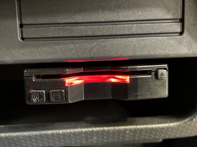 【ETC】高速道路の料金所をストレスなく通過！話題のスポットやサービスエリアに多い「スマートIC」利用時は必須のアイテムです。当店でセットアップを実施、ご納車当日からすぐにご利用いただけます！